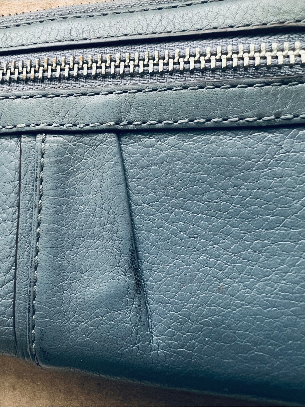 B. Makowsky Blue Leather Zip Around Wallet Silver Hardware Classic Organizer - Picture 4 of 11